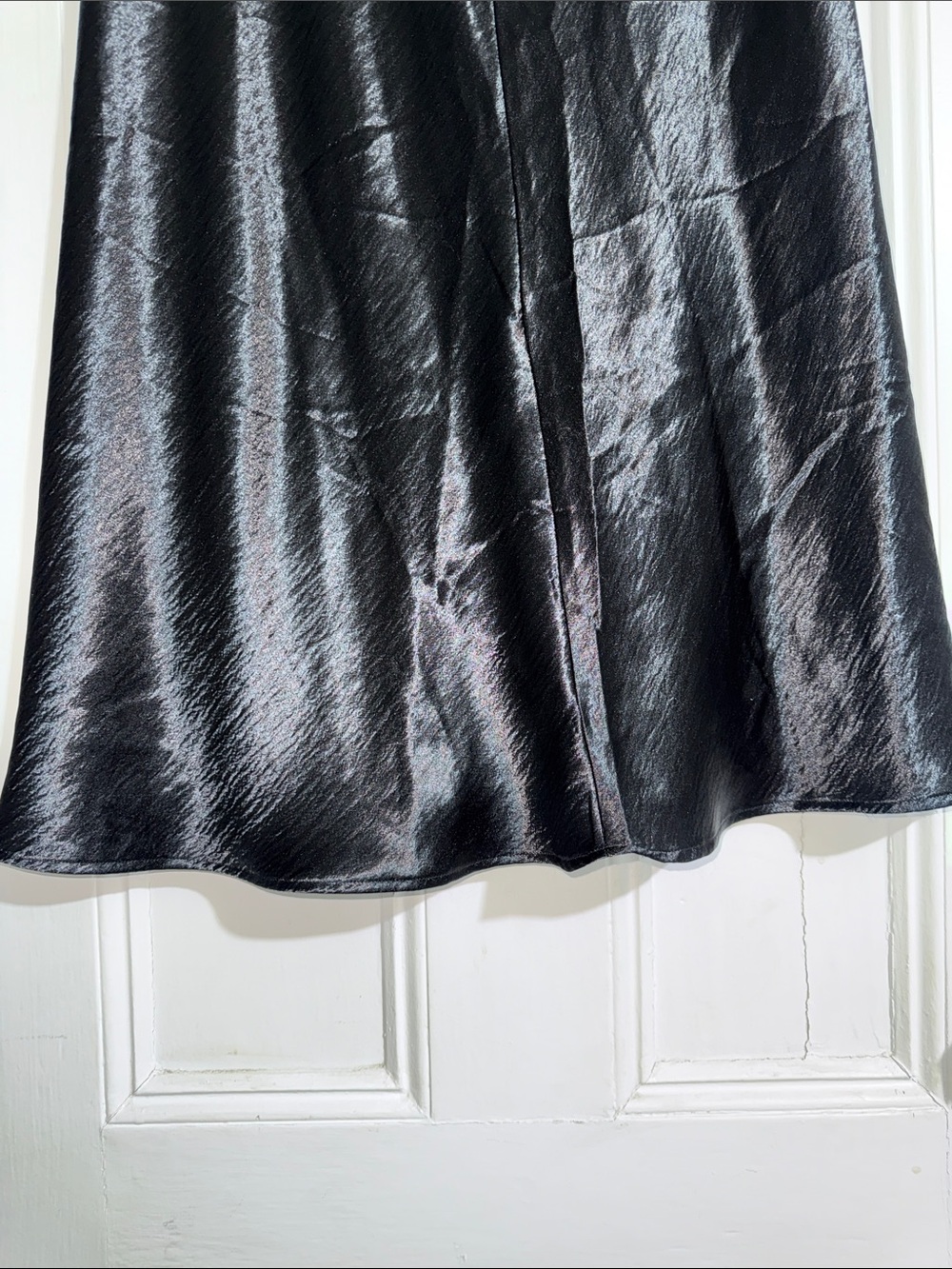 Rachel Zoe Black Satin Crinkle Midi Slip Skirt Size Large - Picture 6 of 6